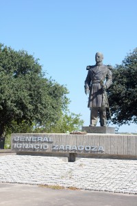 Zaragoza statue